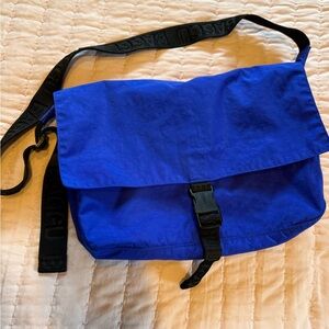 Baggu Messenger Bag